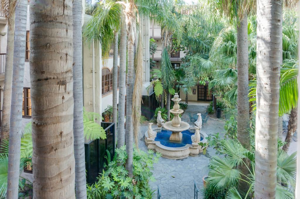 Buena Park Grand Hotel & Suites Esterno foto