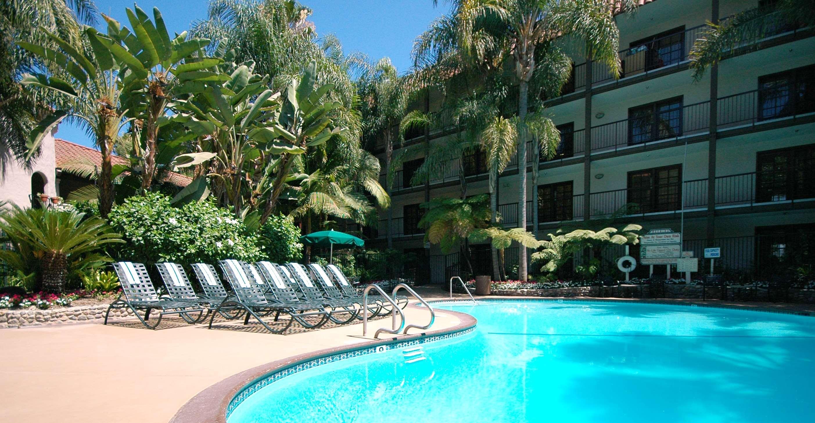 Buena Park Grand Hotel & Suites Esterno foto