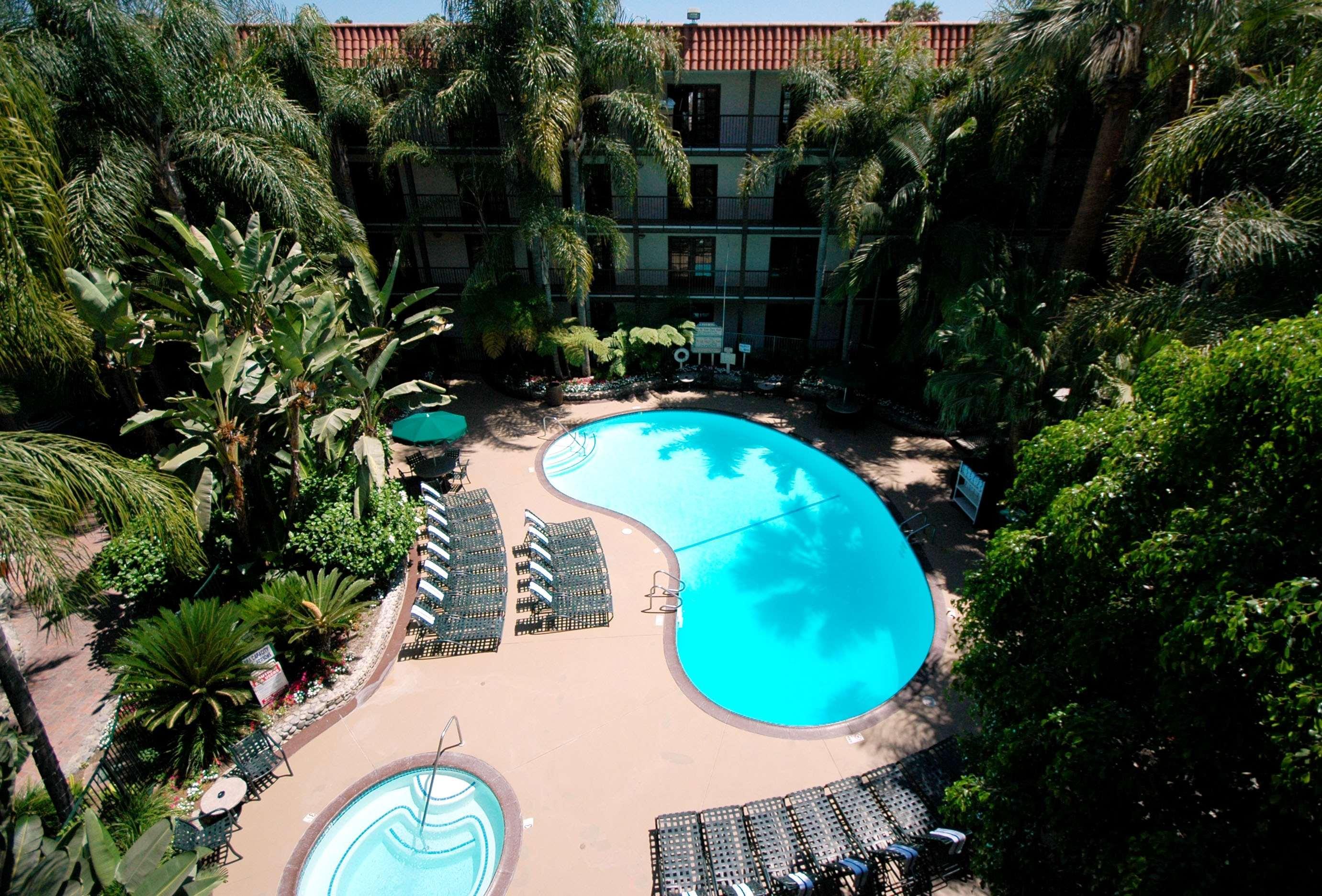 Buena Park Grand Hotel & Suites Esterno foto