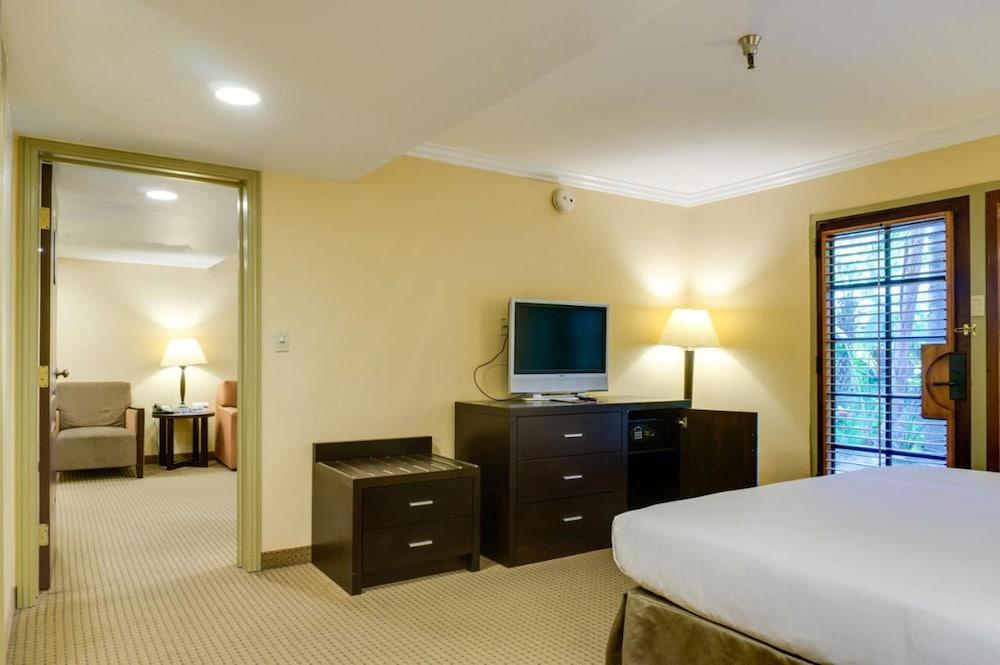 Buena Park Grand Hotel & Suites Esterno foto