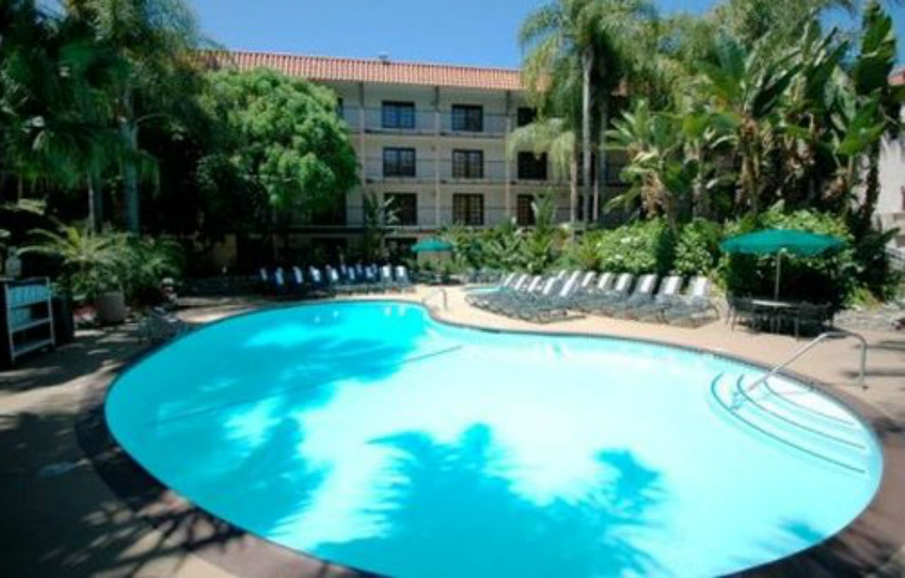 Buena Park Grand Hotel & Suites Esterno foto